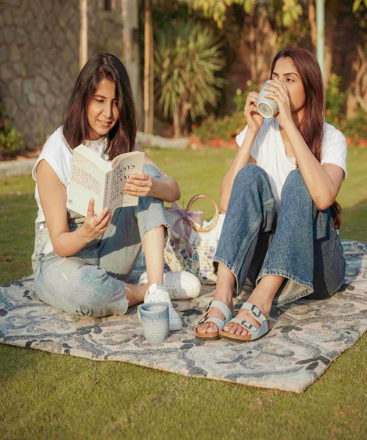 Nova - Blue - Image 3